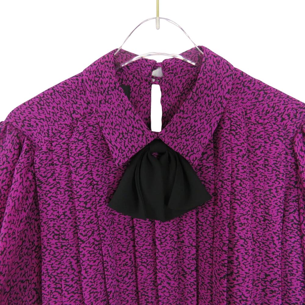 Alexis 1970s Vintage Blouse Purple Pleated Pussybow Neck Tie Blouse Small - Picture 3 of 5